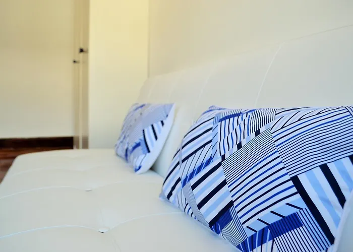 Feeling Eduardo Vii Bed & Breakfast Lissabon