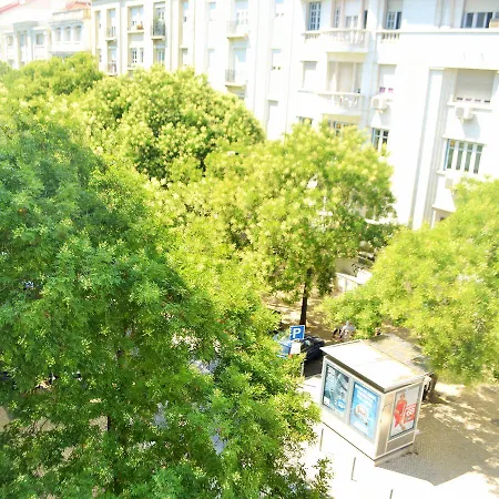 Feeling Eduardo Vii Bed & Breakfast Lisboa