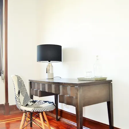 Feeling Eduardo Vii Bed and Breakfast 4*