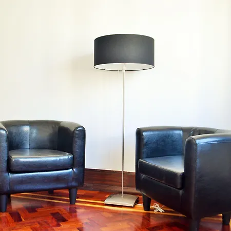 לינה וארוחת בוקר Feeling Eduardo Vii 4*