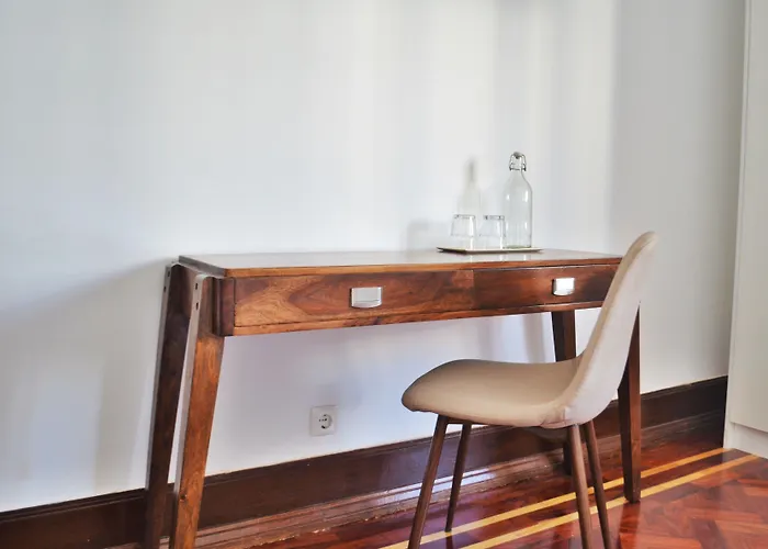 Feeling Eduardo Vii Bed & Breakfast Lissabon